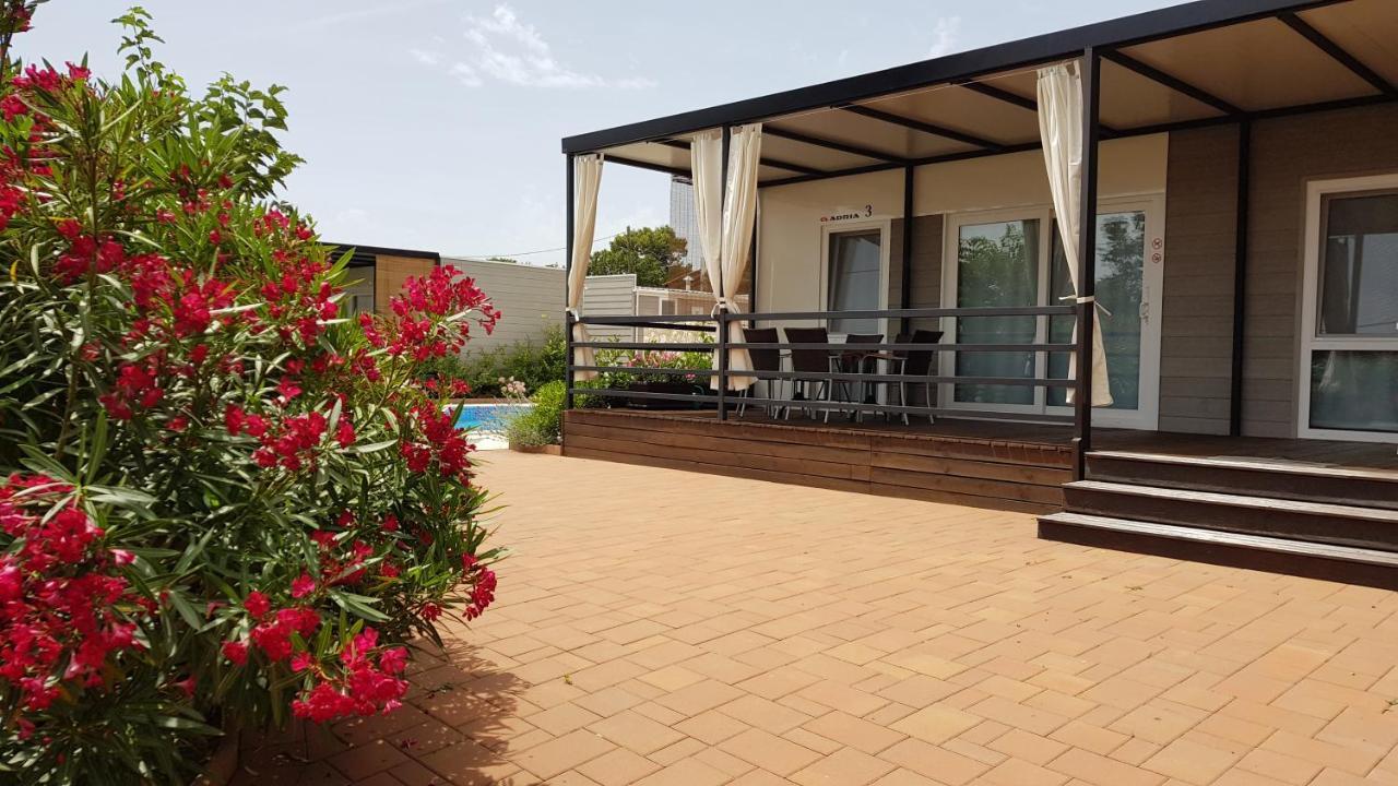 Mobile Homes Suha Punta Kampor Exteriér fotografie