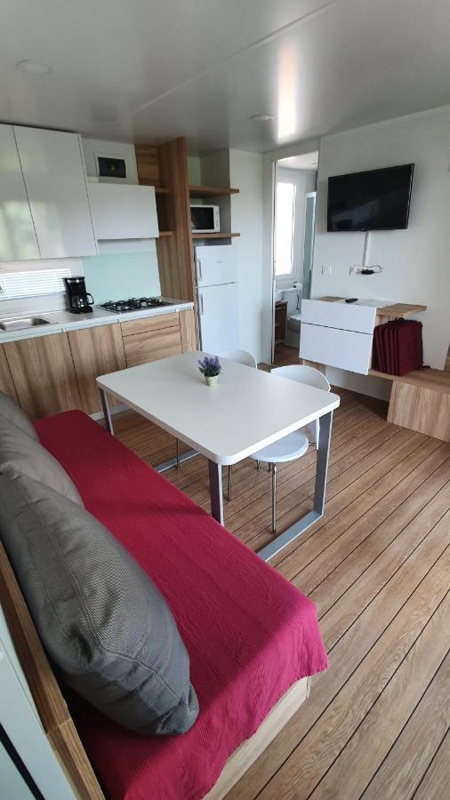 Mobile Homes Suha Punta Kampor Exteriér fotografie